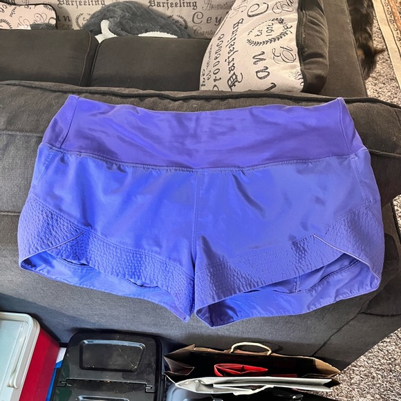 Lululemon Speed Up Low-Rise Lined Short 2.5" - Purple Size 8 - Picture 2 of 7